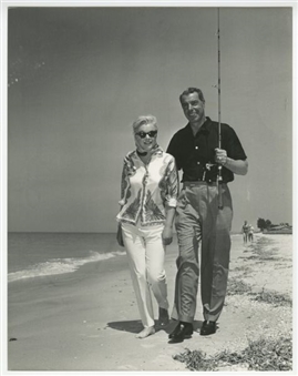 Joe DiMaggio and Marilyn Monroe Original 11x14 Photograph 